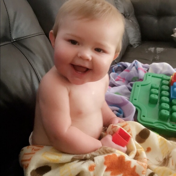 Meet your Posher, Christina, - Picture 6 of 8